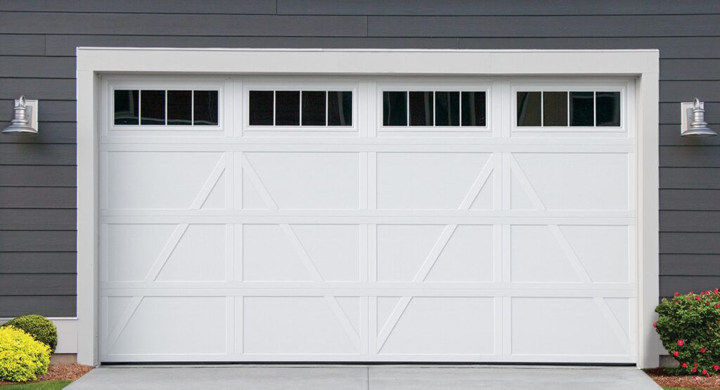 Wayne Dalton Carriage House Model 9405